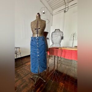 Button down denim skirt